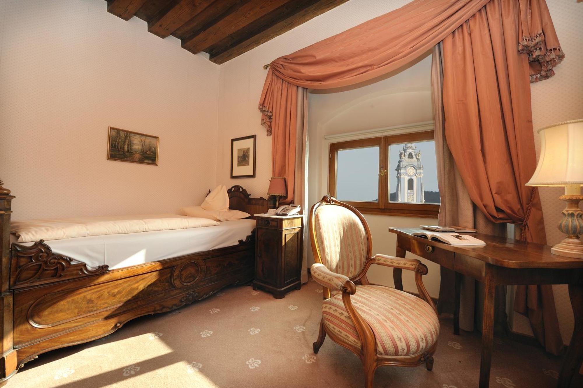 Hotel Schloss Dürnstein Екстериор снимка