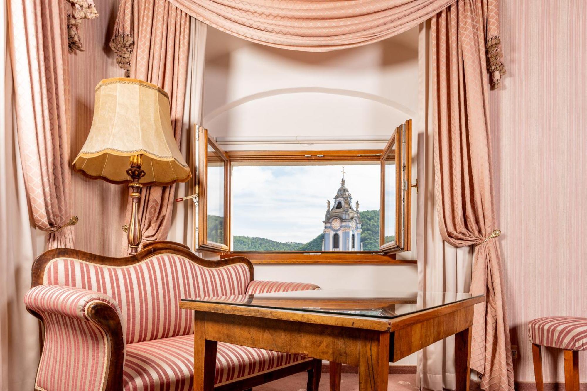 Hotel Schloss Dürnstein Екстериор снимка